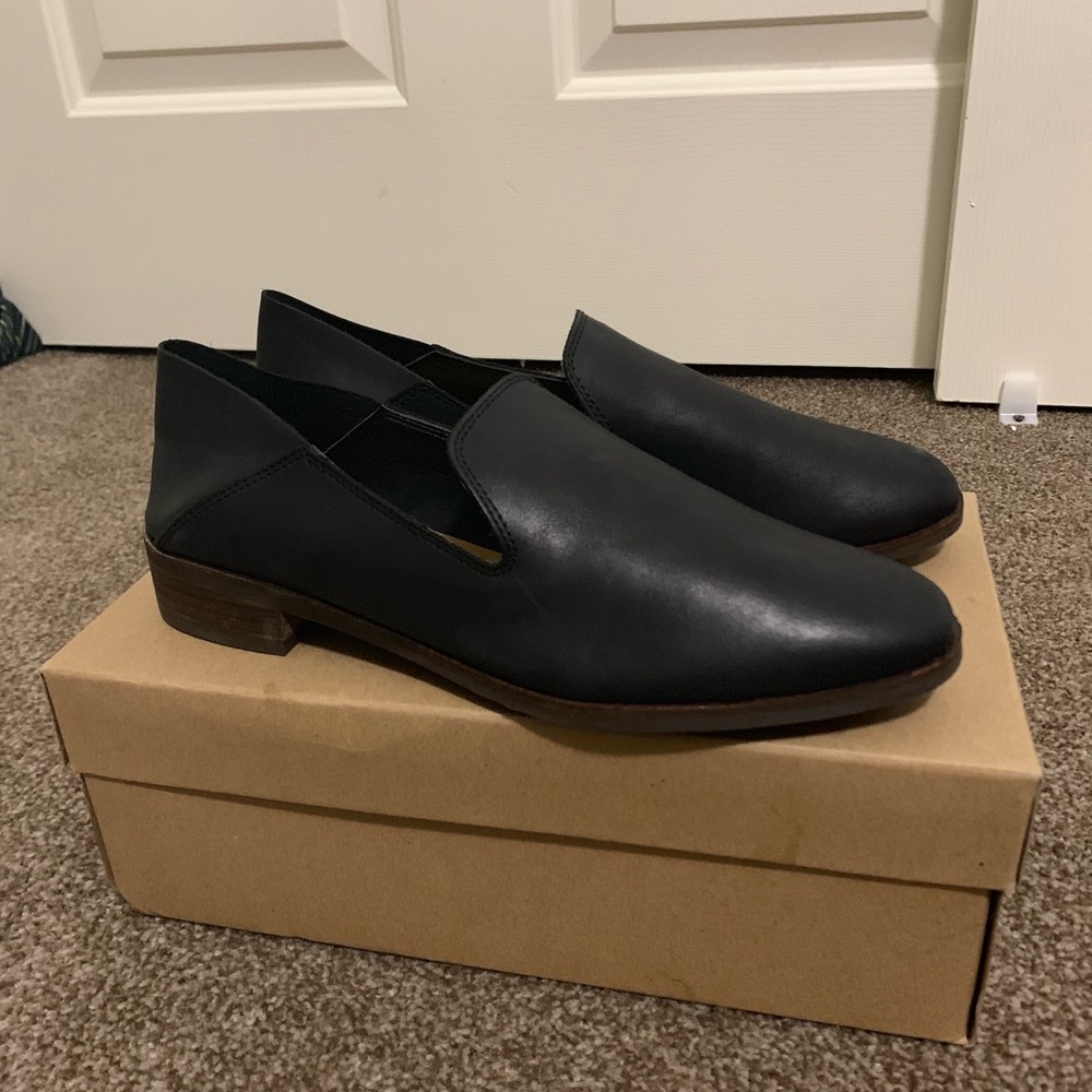 Lucky Brand black flats